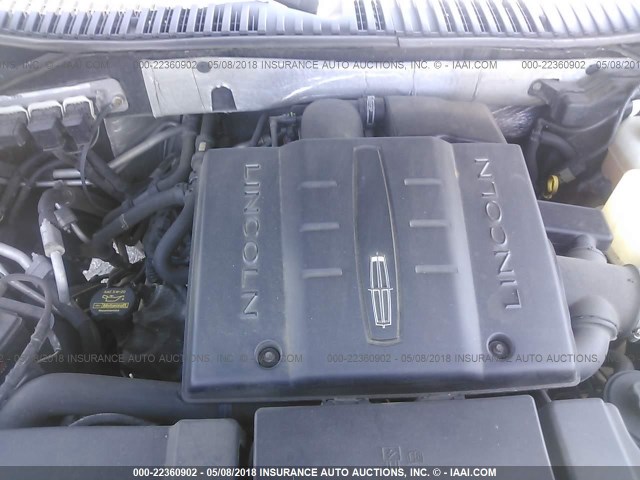 5LMJJ2J51AEJ04582 - 2010 LINCOLN NAVIGATOR 黑色 照片 10