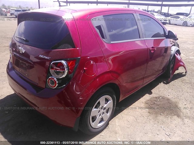 1G1JA6SH7D4160780 - 2013 CHEVROLET SONIC LS 红色 照片 4