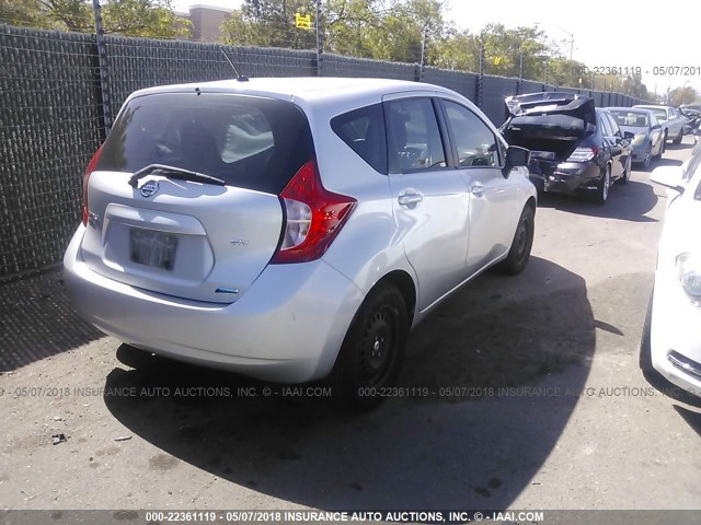 3N1CE2CP9FL370350 - 2015 NISSAN VERSA NOTE S/S PLUS/SV/SL/SR SILVER photo 4