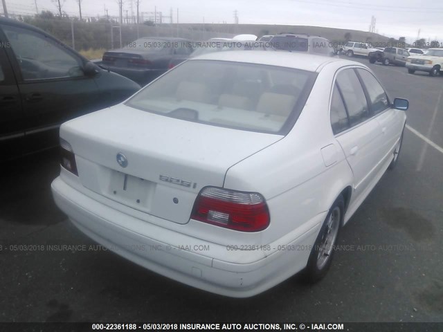 WBADT43411GF59368 - 2001 BMW 525 I AUTOMATIC WHITE photo 4