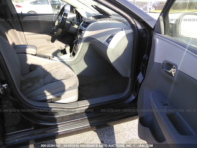 1G1ZB5EB3AF275460 - 2010 CHEVROLET MALIBU LS 黑色 照片 5
