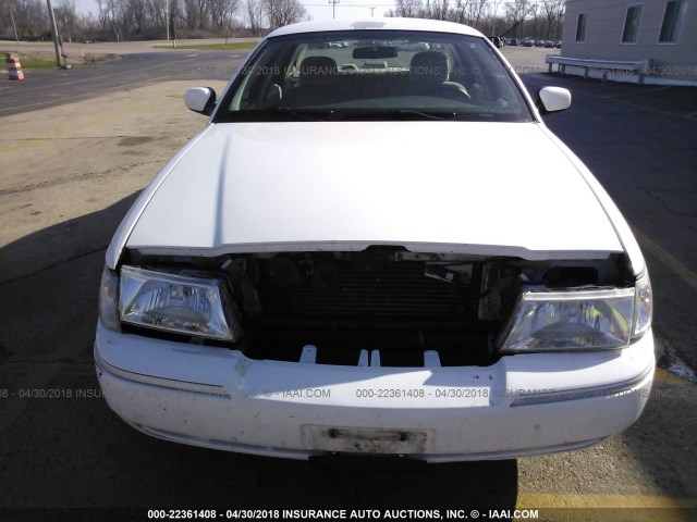 2MEFM74W95X648823 - 2005 MERCURY GRAND MARQUIS GS WHITE photo 6