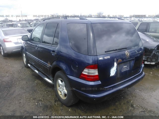 4JGAB54E2YA199832 - 2000 MERCEDES-BENZ ML 320 Dark Blue photo 3