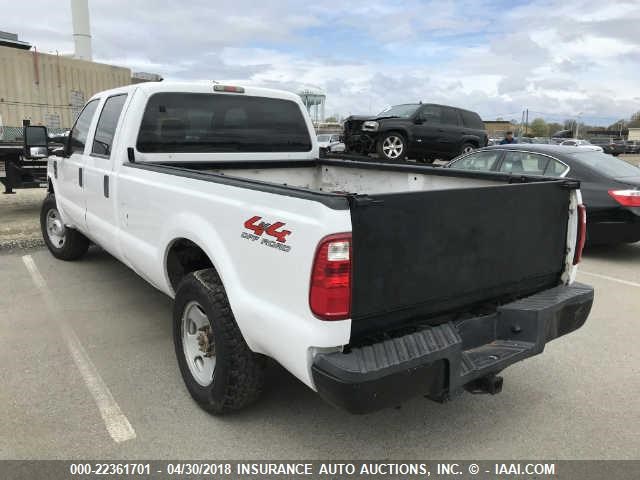 1FTSW21R58EC19308 - 2008 FORD F250 SUPER DUTY WHITE photo 3