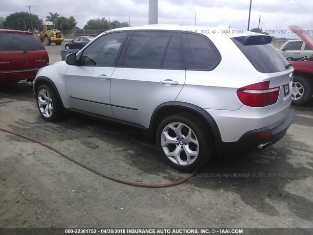 5UXFE8C58AL311630 - 2010 BMW X5 XDRIVE48I Gümüş foto 3