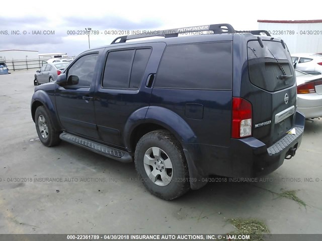 5N1AR18W36C639114 - 2006 NISSAN PATHFINDER LE/SE/XE BLUE photo 3