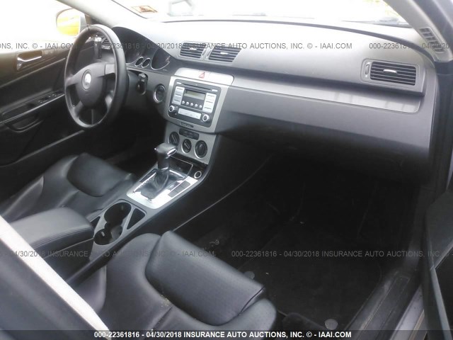 WVWJK73C37E148380 - 2007 VOLKSWAGEN PASSAT GRAY photo 5