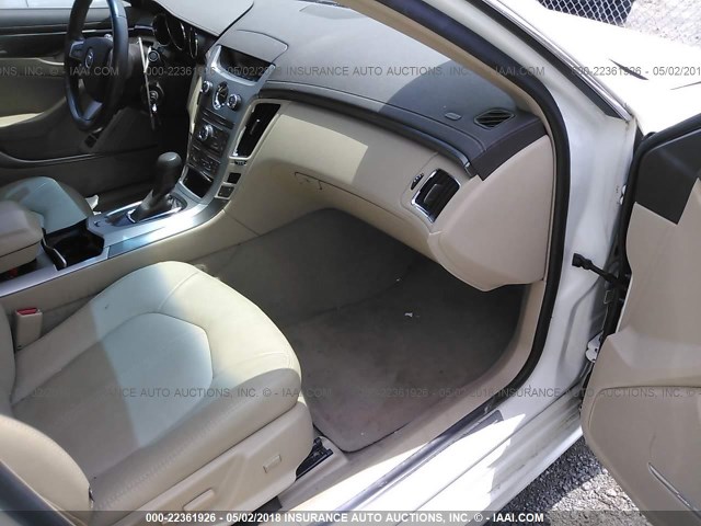 1G6DE5E57D0121170 - 2013 CADILLAC CTS LUXURY COLLECTION WHITE photo 5