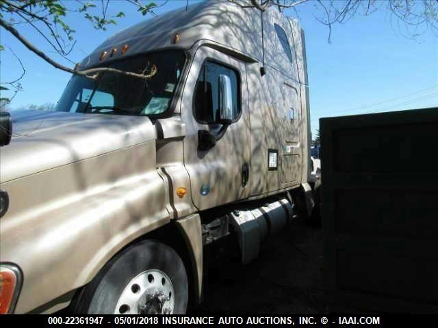 1FUJGLDR5CSBN0006 - 2012 FREIGHTLINER CASCADIA 125  Unknown photo 2