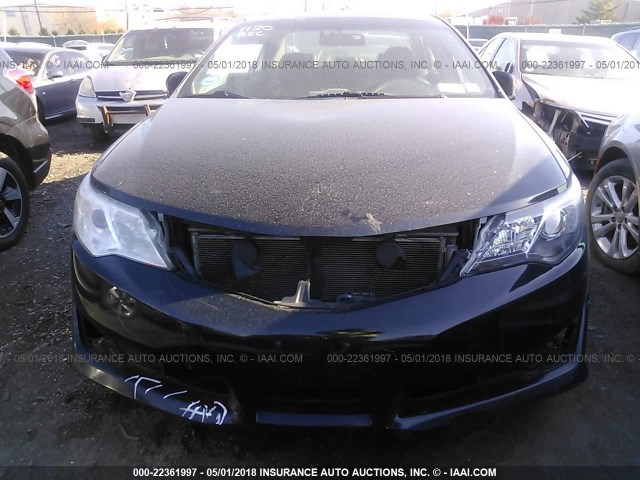 4T1BF1FK8CU033570 - 2012 TOYOTA CAMRY SE/LE/XLE BLACK photo 6