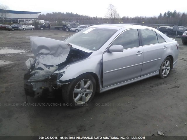 4T1BE46K67U527856 - 2007 TOYOTA CAMRY NEW GENERAT CE/LE/XLE/SE SILVER photo 2