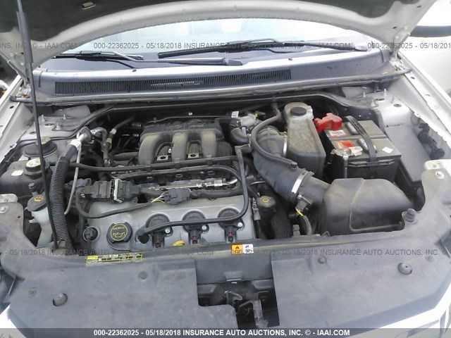 1FMDK02W48GA05729 - 2008 FORD TAURUS X SEL CREAM photo 10