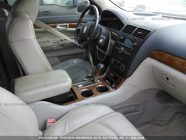 5GZER23D49J140175 - 2009 SATURN OUTLOOK XR თეთრი ფოტო 5