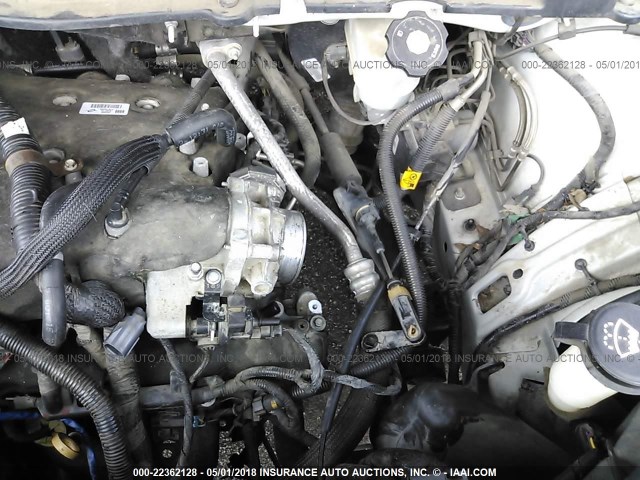 5GZER23D49J140175 - 2009 SATURN OUTLOOK XR თეთრი ფოტო 6