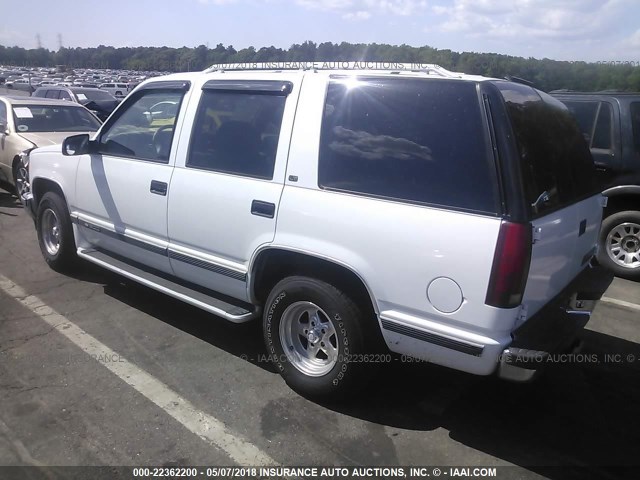 1GNEC13R3VJ403427 - 1997 CHEVROLET TAHOE C1500 WHITE photo 3