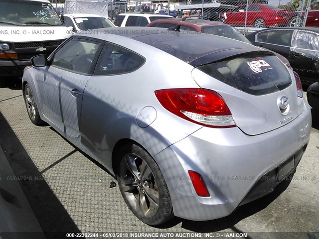 KMHTC6AD2CU067104 - 2012 HYUNDAI VELOSTER SILVER photo 3