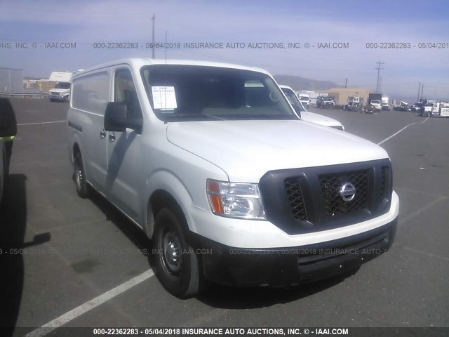 1N6BF0KM1GN811176 - 2016 NISSAN NV 1500 S/SV/2500 S/SV/SL WHITE photo 1