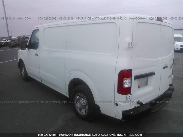 1N6BF0KM5GN814467 - 2016 NISSAN NV 1500 S/SV/2500 S/SV/SL WHITE photo 3