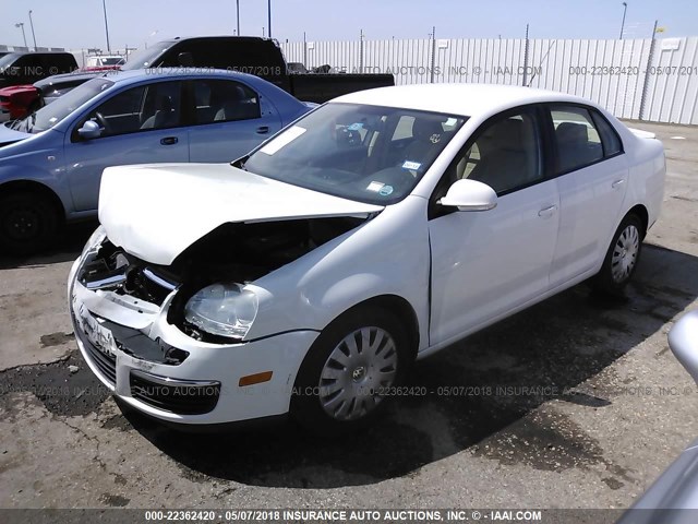 3VWJM71K39M130363 - 2009 VOLKSWAGEN JETTA S WHITE photo 2