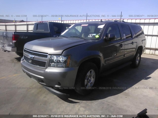 1GNSCHE0XCR140927 - 2012 CHEVROLET SUBURBAN C1500  LS GOLD photo 2