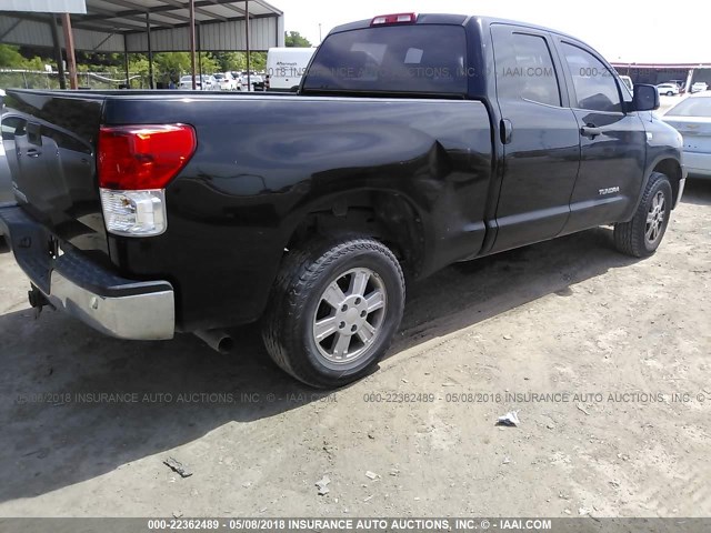 5TFRM5F14AX003999 - 2010 TOYOTA TUNDRA DOUBLE CAB SR5 BLACK photo 4