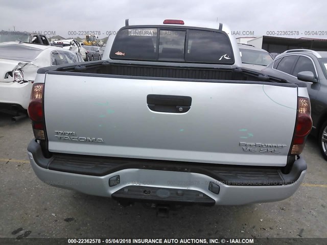 3TMJU62N36M016509 - 2006 TOYOTA TACOMA DOUBLE CAB PRERUNNER SILVER photo 6