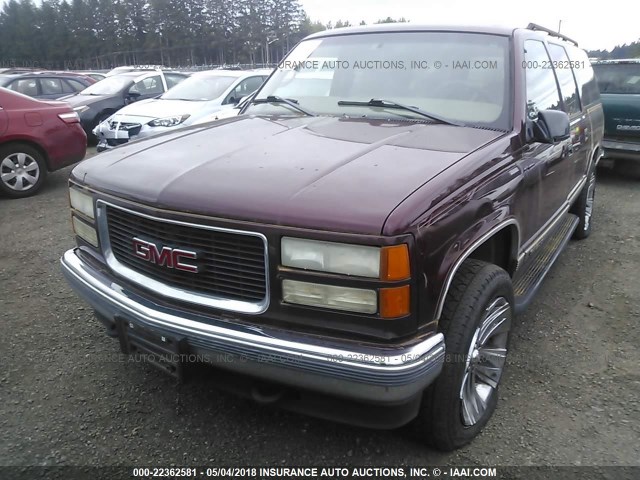 3GKFK16R0WG511071 - 1998 GMC SUBURBAN K1500 MAROON photo 2