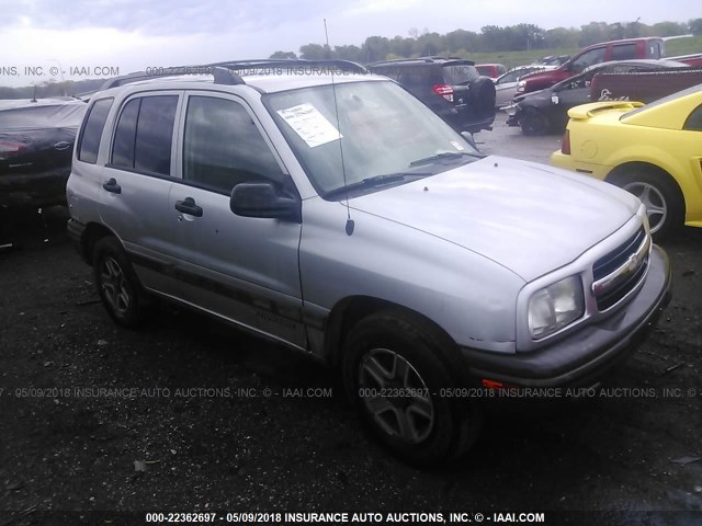 2CNBJ13CX26946677 - 2002 CHEVROLET TRACKER SILVER photo 1