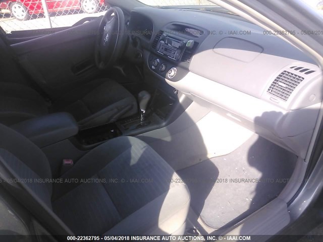 4T1BE30K25U956587 - 2005 TOYOTA CAMRY LE/XLE/SE Boz foto 5