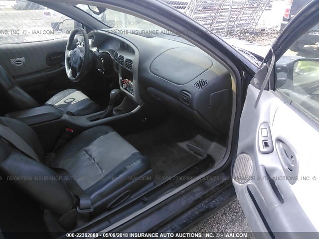 1G2WR12121F161268 - 2001 PONTIAC GRAND PRIX GTP BLACK photo 5