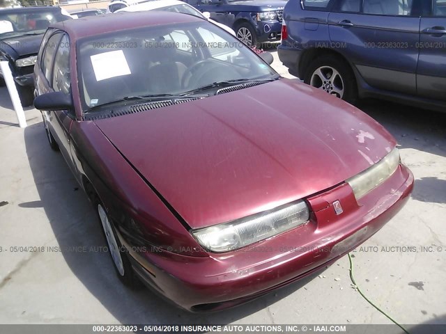 1G8ZJ8275VZ283800 - 1997 SATURN SW2 RED photo 1