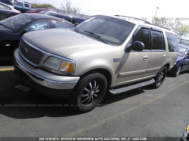 1FMRU1561YLB08129 - 2000 FORD EXPEDITION XLT GOLD photo 2