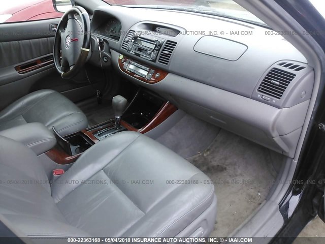 4T1BE30K34U310313 - 2004 TOYOTA CAMRY LE/XLE/SE 黑色 照片 5