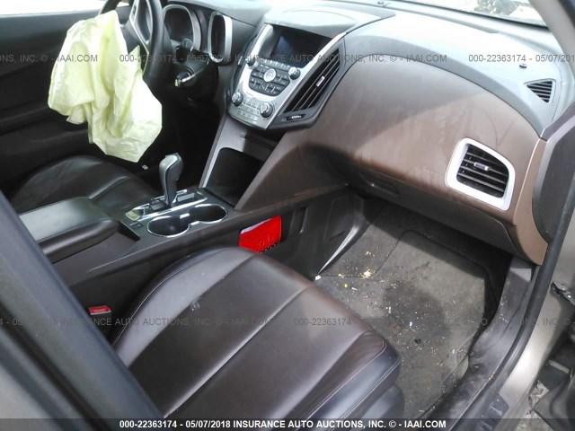 2CNFLGEY7A6227652 - 2010 CHEVROLET EQUINOX LTZ TAN photo 5