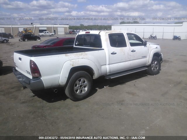 5TEKU72N35Z033435 - 2005 TOYOTA TACOMA DBL CAB PRERUNNER LNG BED WHITE photo 4