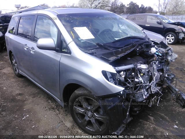 5TDXZ3DC7HS769159 - 2017 TOYOTA SIENNA SE SILVER photo 1