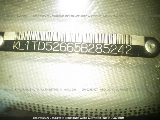 KL1TD52665B285242 - 2005 CHEVROLET AVEO LS Light Blue photo 9