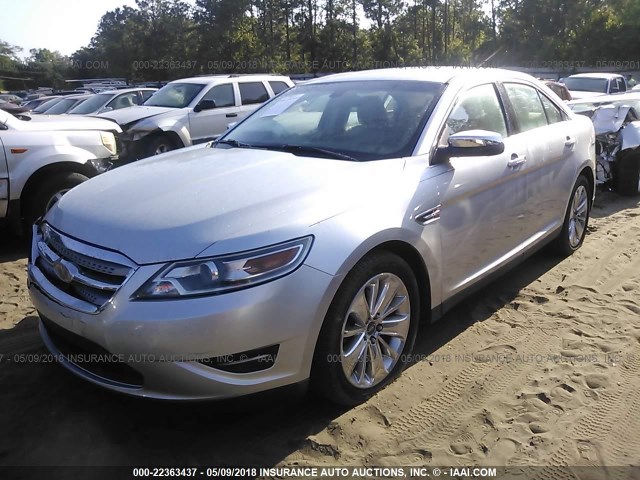 1FAHP2FW1AG100337 - 2010 FORD TAURUS LIMITED SILVER photo 2