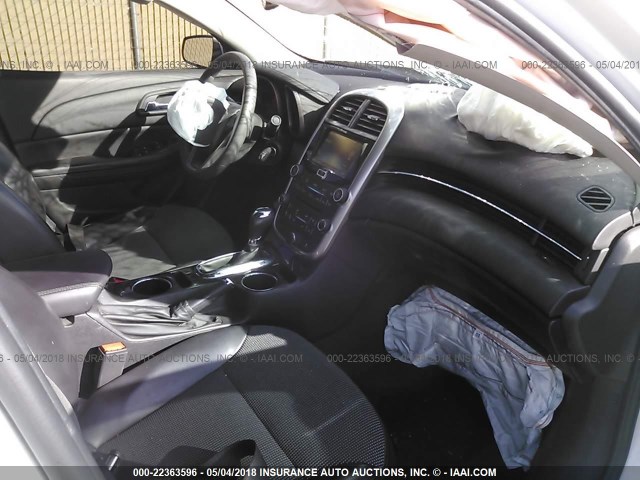 1G11C5SL1EF174740 - 2014 CHEVROLET MALIBU 1LT WHITE photo 5