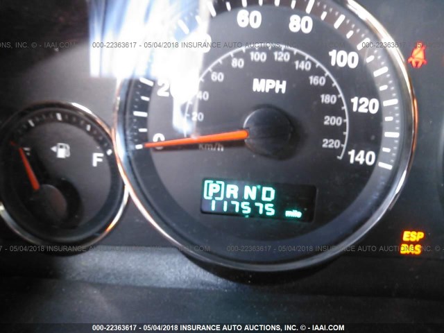 1J8HH48KX6C204958 - 2006 JEEP COMMANDER WHITE photo 7