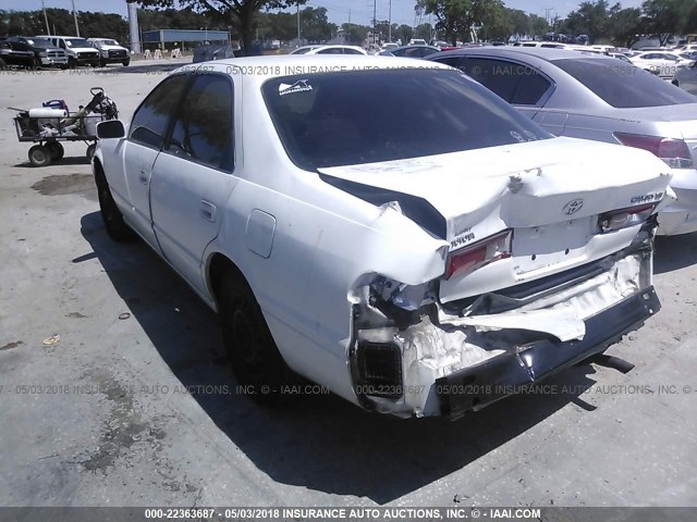 4T1BG22K7WU856990 - 1998 TOYOTA CAMRY CE/LE/XLE 白色 照片 3