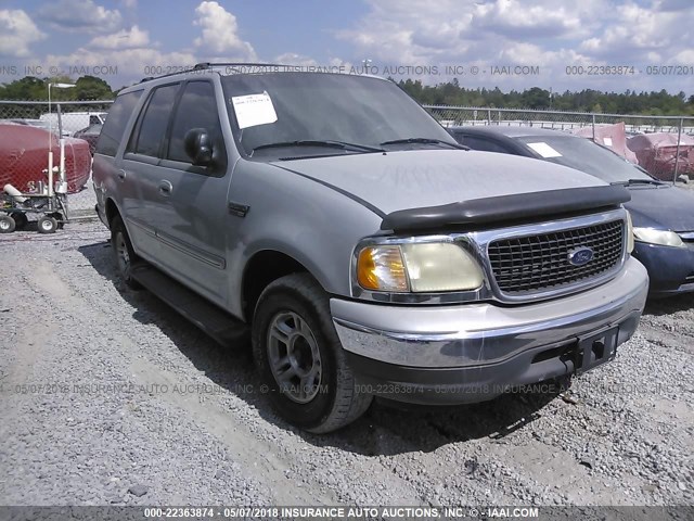 1FMRU15WX2LA44969 - 2002 FORD EXPEDITION XLT SILVER photo 1
