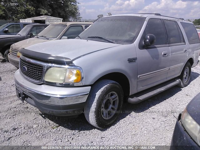 1FMRU15WX2LA44969 - 2002 FORD EXPEDITION XLT SILVER photo 2