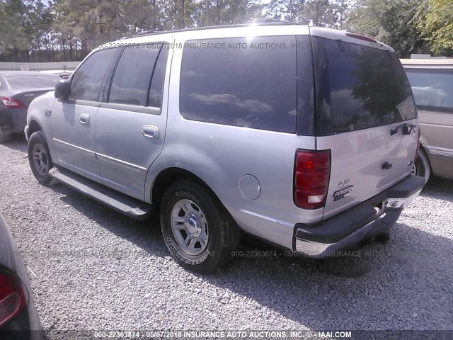 1FMRU15WX2LA44969 - 2002 FORD EXPEDITION XLT SILVER photo 3