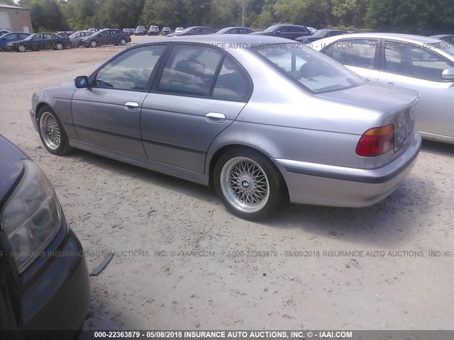 WBADM6348YGU24629 - 2000 BMW 528 I AUTOMATIC GRAY photo 3