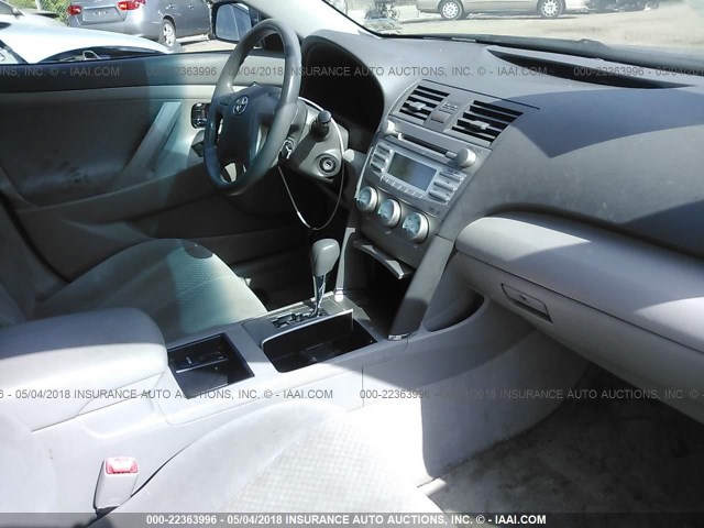 4T1BE46K19U285514 - 2009 TOYOTA CAMRY SE/LE/XLE BLACK photo 5