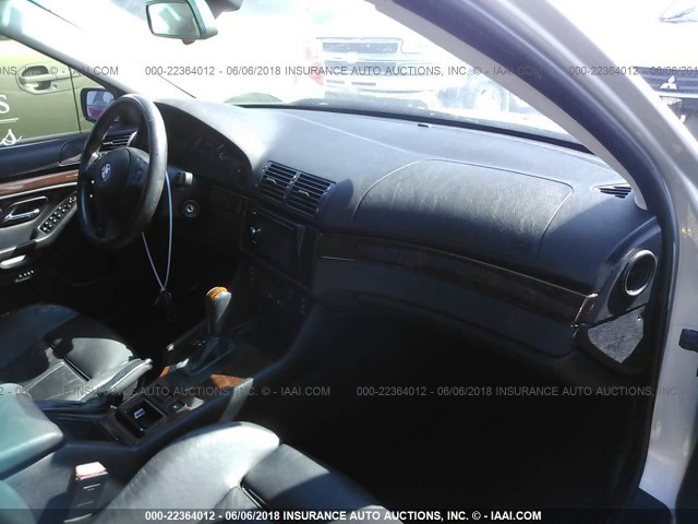 WBADT43493G028693 - 2003 BMW 525 I AUTOMATIC SILVER photo 5