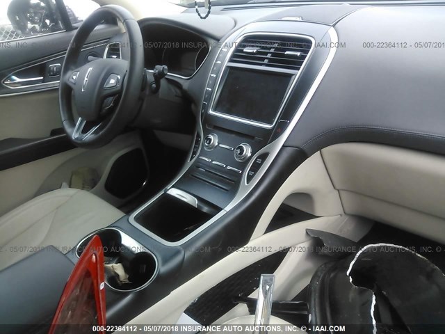 2LMPJ8LR4HBL32604 - 2017 LINCOLN MKX RESERVE Siyah fotoğraf 5