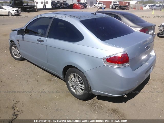 1FAHP33N88W288310 - 2008 FORD FOCUS SE/SEL/SES Light Blue photo 3