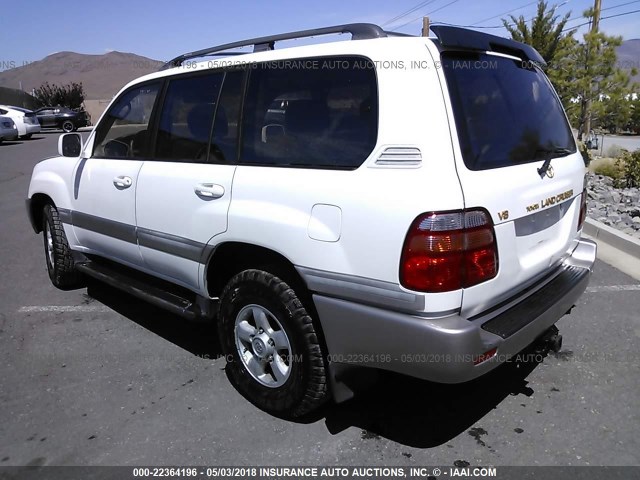 JT3HT05J8X0048419 - 1999 TOYOTA LAND CRUISER  WHITE photo 3